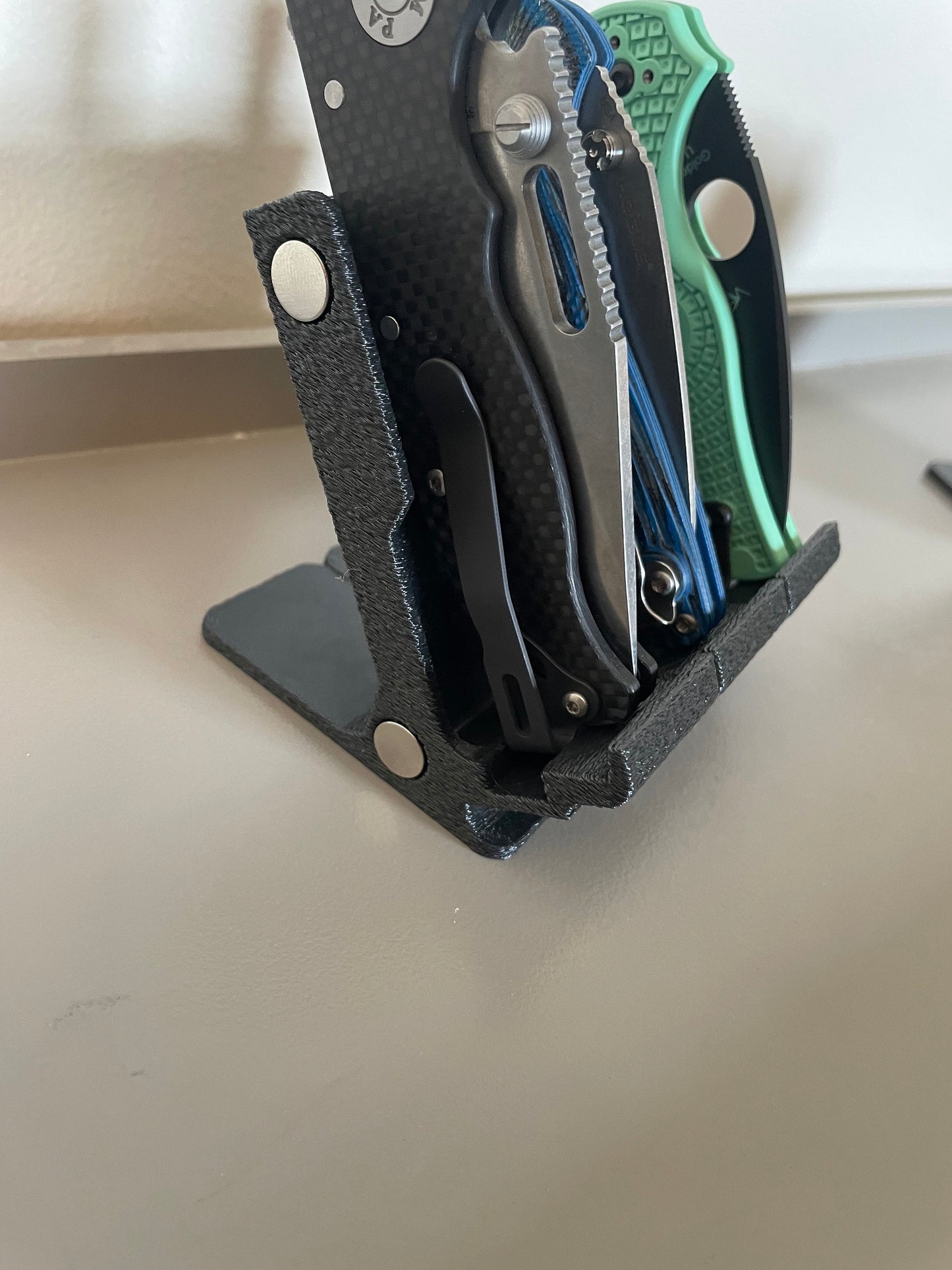 EDC Gear MagLink Modular Display/Organizer