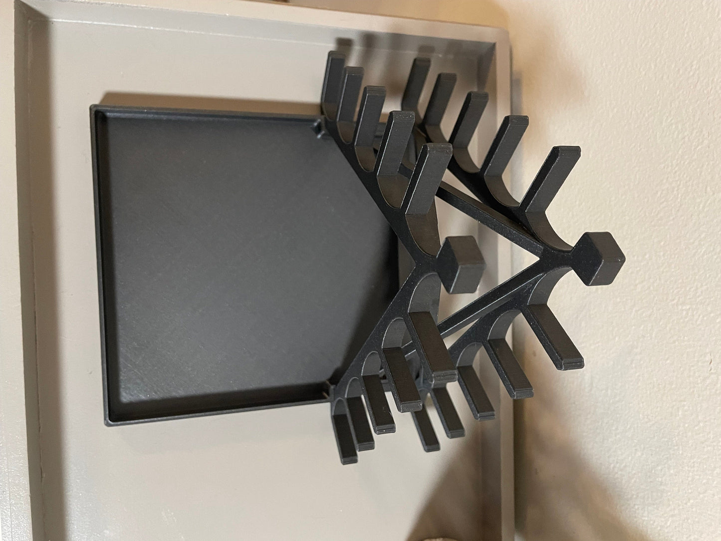 Triangle EDC Gear Rack w/Catch Tray - For EDC and Item Storage