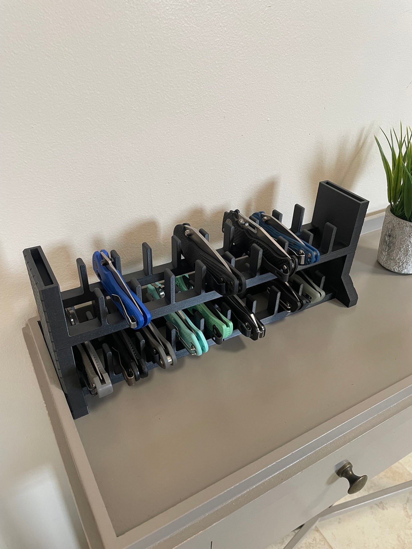 EDC Stackable Shelf/Display