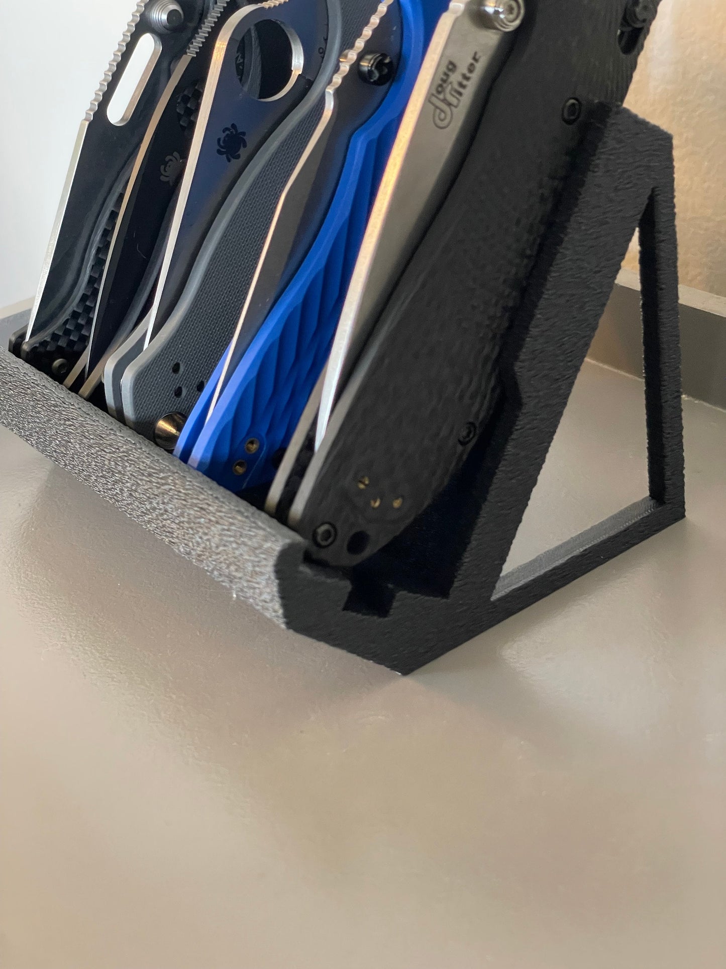 EDC tool Display/Organizer - Horizontal Row 5 Slot