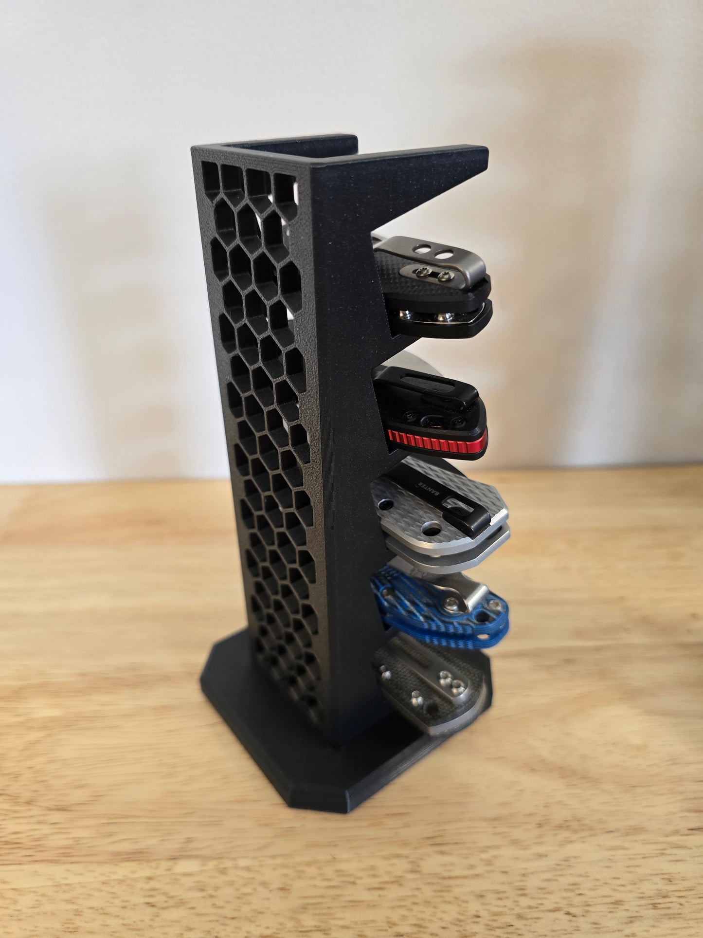 EDC Knife Display Tower - HoneyComb Frame Design - 5 to 10 slot Capacity